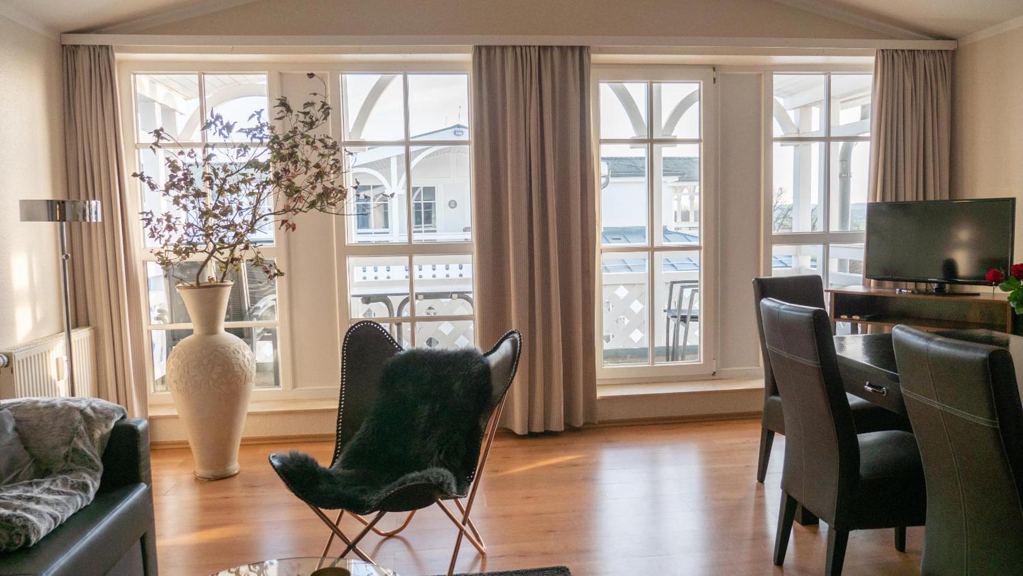 Sehnsucht Ruegen Ferienappartements Sellin  Exterior photo
